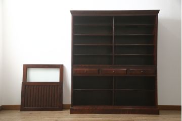 中古　美品　九州民芸家具　落ち着いた色合いが大人な雰囲気を醸し出す食器棚(収納棚、戸棚、キャビネット、水屋箪笥、店舗什器)(R-076741)