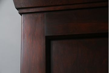 中古　美品　九州民芸家具　落ち着いた色合いが大人な雰囲気を醸し出す食器棚(収納棚、戸棚、キャビネット、水屋箪笥、店舗什器)(R-076741)