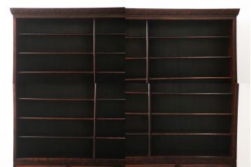 中古　美品　九州民芸家具　落ち着いた色合いが大人な雰囲気を醸し出す食器棚(収納棚、戸棚、キャビネット、水屋箪笥、店舗什器)(R-076741)