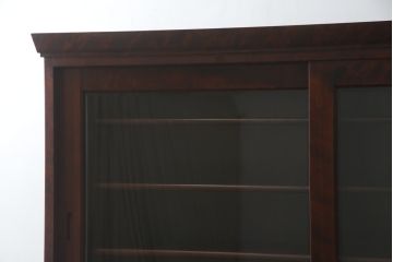 中古　美品　九州民芸家具　落ち着いた色合いが大人な雰囲気を醸し出す食器棚(収納棚、戸棚、キャビネット、水屋箪笥、店舗什器)(R-076741)