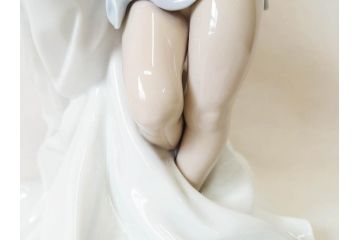 絶版　スペイン　リヤドロ　LLADRO　幼き頃　No.7649　限定4000体　フィギュリン(LA INFANCIA WHERE LOVES BEGINS、家族、ファミリー、陶器人形、置物、オブジェ、箱付き)(R-076745)