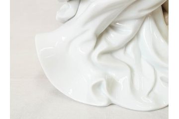 絶版　スペイン　リヤドロ　LLADRO　幼き頃　No.7649　限定4000体　フィギュリン(LA INFANCIA WHERE LOVES BEGINS、家族、ファミリー、陶器人形、置物、オブジェ、箱付き)(R-076745)