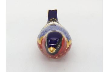 イギリス　ROYAL CROWN DERBY(ロイヤルクラウンダービー)　Bullfinch(ブルフィンチ)　華やかな中に可愛らしさを漂わせるフィギュリン(置き物、置物、陶器、オブジェ、ディスプレイ、2004、アトリ科ウソ属、小鳥、英国)(R-076748)