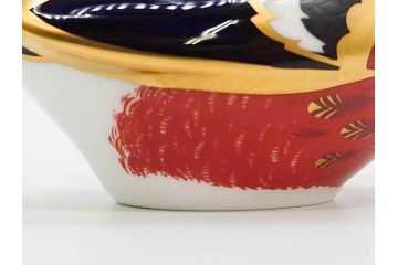 イギリス　ROYAL CROWN DERBY(ロイヤルクラウンダービー)　Bullfinch(ブルフィンチ)　華やかな中に可愛らしさを漂わせるフィギュリン(置き物、置物、陶器、オブジェ、ディスプレイ、2004、アトリ科ウソ属、小鳥、英国)(R-076748)