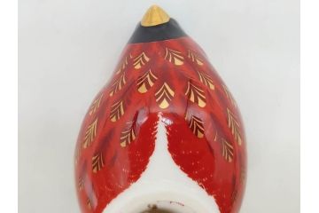 イギリス　ROYAL CROWN DERBY(ロイヤルクラウンダービー)　Bullfinch(ブルフィンチ)　華やかな中に可愛らしさを漂わせるフィギュリン(置き物、置物、陶器、オブジェ、ディスプレイ、2004、アトリ科ウソ属、小鳥、英国)(R-076748)