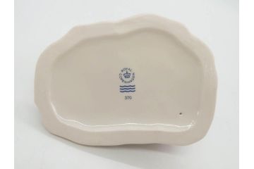 デンマーク　ROYAL COPENHAGEN(ロイヤルコペンハーゲン)　つぶらな瞳が可愛らしい小びとのフィギュリン(ノーム、こびと、置き物、置物、陶器、オブジェ、ディスプレイ、北欧)(R-076749)