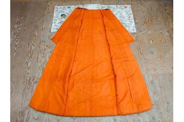 大正〜昭和初期　正絹　刺繍　鶴亀　松竹梅　着物　打掛(古布、リメイク、衣装、Japanese KIMONO)(R-076757)