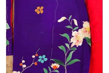 大正〜昭和初期　縮緬(ちりめん)　正絹　牡丹　梅　菊　桔梗　子供着物(子ども、古布、リメイク、衣装、Japanese KIMONO)(R-076758)