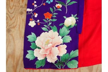 大正〜昭和初期　縮緬(ちりめん)　正絹　牡丹　梅　菊　桔梗　子供着物(子ども、古布、リメイク、衣装、Japanese KIMONO)(R-076758)