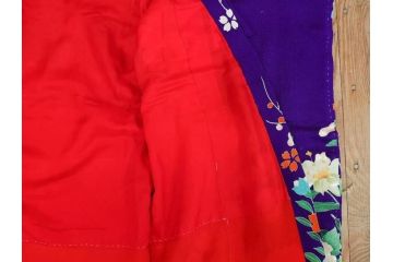 大正〜昭和初期　縮緬(ちりめん)　正絹　牡丹　梅　菊　桔梗　子供着物(子ども、古布、リメイク、衣装、Japanese KIMONO)(R-076758)
