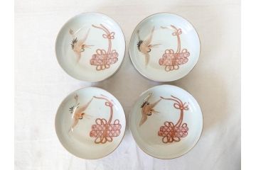 江戸期　伊万里　色絵　約13cm　4.5寸　鶴に巻物図　縁起の良い図柄が上品ななます皿4枚セット(小皿、和皿、深皿、和食器、四寸五分)(R-076762)