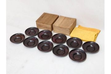 本間琢斎　斑紫銅無地　紫がかった色味が美しい茶托10枚セット(五客揃2セット、銅器、茶道具、煎茶道具、在銘有、共箱付き)(R-076767)