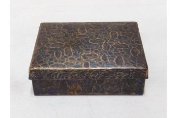 玉川堂　煙草盆(煙草箱、角盆付蓋物、煙草具、たばこ盆、タバコ盆、小物入れ、小箱、共箱付き)(R-076768)