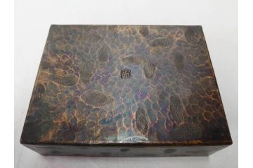 玉川堂　煙草盆(煙草箱、角盆付蓋物、煙草具、たばこ盆、タバコ盆、小物入れ、小箱、共箱付き)(R-076768)