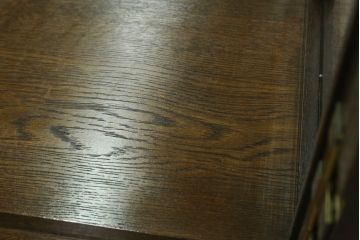 中古　カリモク(karimoku)　domani(ドマーニ)　Morganton(モーガントン)　シックな色合いと品のある佇まいが魅力のキャビネット(ガラスケース、キュリオケース、ショーケース、飾り棚、陳列棚、店舗什器)(定価約74万円)(R-076777)