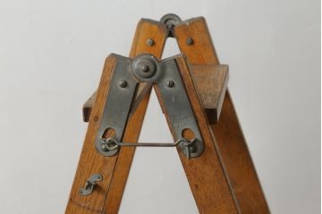 和製アンティーク　カシ材　味わいのある風合いが魅力のステップラダー(脚立、はしご、梯子)(R-076779)