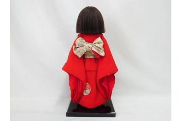 工房朋　春幸作　ガラスケース付き　ほっこりとした可愛らしさのある市松人形(古布、着物、子供、子ども、女の子、着せ替え人形)(R-076781)