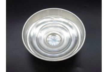 アンティーク雑貨　当時物　デッドストック　アルミ蓋　大・中・小　色々な用途に対応できる蓋付きガラス瓶3個セット(角瓶、角型、硝子、キャニスター、ガラスビン、菓子瓶、小物入れ、ディスプレイ雑貨、古道具、店舗什器、フタ付き)(R-076784)