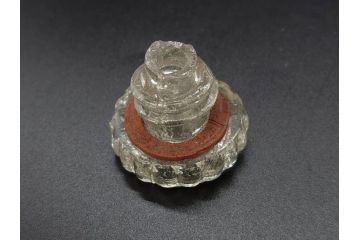 大正〜昭和初期　FEEDING BOTTLE　I.IWASAKI&CO.　レトロなディスプレイを盛り上げるエンボス瓶(哺乳瓶、ボトル、日本製、ガラス瓶)(R-076785)