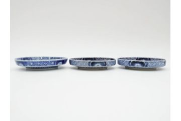 江戸期　古伊万里　色絵　染付　約13cm　4.3寸　華やかな図柄が目を惹く小皿3枚セット(和皿、和食器、四寸三分)(R-076788)