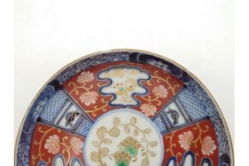 江戸期　古伊万里　色絵　染付　約13cm　4.3寸　華やかな図柄が目を惹く小皿3枚セット(和皿、和食器、四寸三分)(R-076788)