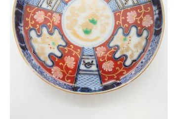 江戸期　古伊万里　色絵　染付　約13cm　4.3寸　華やかな図柄が目を惹く小皿3枚セット(和皿、和食器、四寸三分)(R-076788)