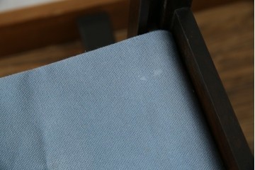 和製アンティーク　山葉(ヤマハ・日本楽器)　和モダンテイストな空間づくりにおすすめの折り畳み式ロッキングチェア　(R-076799)