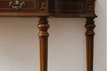 中古　イタリア製　高級品!!　天板大理石　細部まで施されたカービングが美しい上品なデザインのコンソールテーブル(サイドテーブル、花台、飾り台)(R-076800)