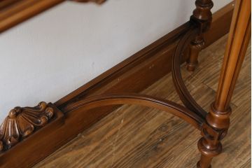 中古　イタリア製　高級品!!　天板大理石　細部まで施されたカービングが美しい上品なデザインのコンソールテーブル(サイドテーブル、花台、飾り台)(R-076800)