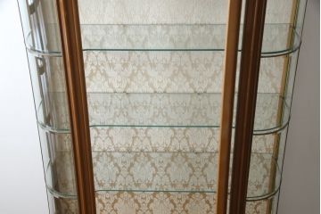 中古　イタリア高級輸入家具　MASETTI(マセッティ)　美しい象嵌入りのキャビネット(収納棚、戸棚、食器棚、カップボード、飾り棚、キュリオケース、店舗什器)(R-076802)