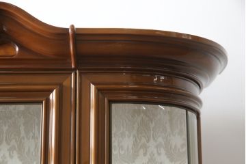 中古　イタリア高級輸入家具　MASETTI(マセッティ)　美しい象嵌入りのキャビネット(収納棚、戸棚、食器棚、カップボード、飾り棚、キュリオケース、店舗什器)(R-076802)