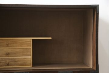 中古　美品!!　特注　オーダー品　三方タモ材玉杢　組子入り　和の空間づくりにおすすめの収納棚(戸棚、水屋箪笥、茶箪笥、サイドボード、サイドキャビネット)(R-076803)