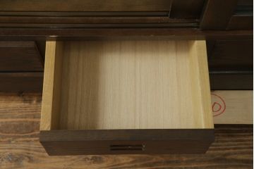中古　民芸家具　和光　ナラ材　落ち着いた佇まいが魅力的なサイドボード(サイドキャビネット、食器棚、収納棚、戸棚)(R-076804)