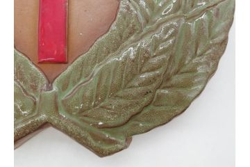 戦前　陶器　レトロな雰囲気がどこか懐かしさを感じる郵便局看板(鏝絵、こてえ、レリーフ、ディスプレイ、郵便マーク)(R-076805)