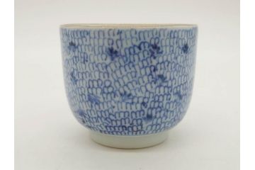江戸後期　微塵唐草文染付　金縁と緻密な線描きが素敵なそば猪口5客セット(みじんからくさ、蕎麦猪口、湯呑み、湯のみ、和食器)(R-076808)