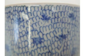 江戸後期　微塵唐草文染付　金縁と緻密な線描きが素敵なそば猪口5客セット(みじんからくさ、蕎麦猪口、湯呑み、湯のみ、和食器)(R-076809)