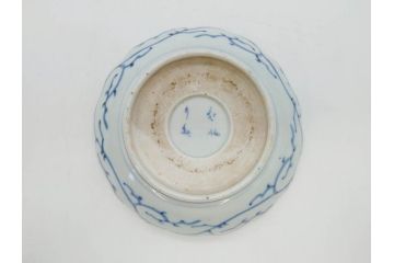 江戸後期　古伊万里　成化年製　微塵唐草文染付　約15cm　5寸　繊細な線描きが見事ななます皿5枚セット(みじんからくさ、中皿、和皿、和食器、五寸)(R-076810)