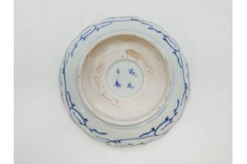 江戸後期　古伊万里　成化年製　微塵唐草文染付　約15cm　5寸　繊細な線描きが見事ななます皿5枚セット(みじんからくさ、中皿、和皿、和食器、五寸)(R-076810)