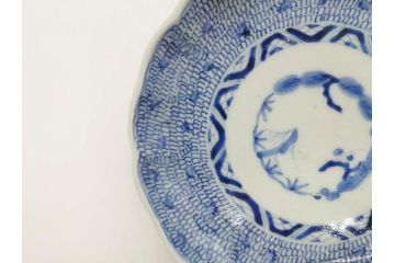 江戸後期　古伊万里　大明成化年製　微塵唐草文染付　約18cm　6寸　繊細な線描きが見事な中皿3枚セット(みじんからくさ、和皿、和食器、六寸)(R-076811)