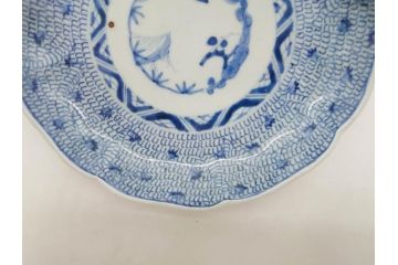 江戸後期　古伊万里　大明成化年製　微塵唐草文染付　約18cm　6寸　繊細な線描きが見事な中皿3枚セット(みじんからくさ、和皿、和食器、六寸)(R-076811)