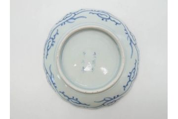 江戸後期　古伊万里　大明成化年製　微塵唐草文染付　約18cm　6寸　繊細な線描きが見事な中皿3枚セット(みじんからくさ、和皿、和食器、六寸)(R-076811)