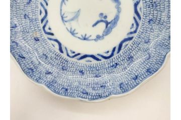 江戸後期　古伊万里　大明成化年製　微塵唐草文染付　約18cm　6寸　繊細な線描きが見事な中皿3枚セット(みじんからくさ、和皿、和食器、六寸)(R-076812)