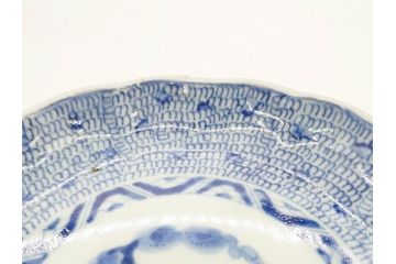 江戸後期　古伊万里　大明成化年製　微塵唐草文染付　約18cm　6寸　繊細な線描きが見事な中皿3枚セット(みじんからくさ、和皿、和食器、六寸)(R-076812)