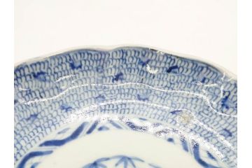 江戸後期　古伊万里　大明成化年製　微塵唐草文染付　約18cm　6寸　繊細な線描きが見事な中皿3枚セット(みじんからくさ、和皿、和食器、六寸)(R-076812)