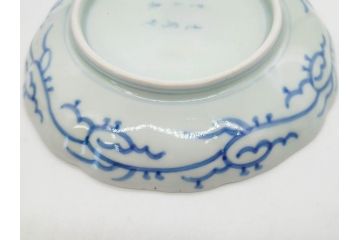 江戸後期　古伊万里　大明成化年製　微塵唐草文染付　約18cm　6寸　繊細な線描きが見事な中皿3枚セット(みじんからくさ、和皿、和食器、六寸)(R-076812)