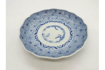 江戸後期　古伊万里　大明成化年製　微塵唐草文染付　約18cm　6寸　繊細な線描きが見事な中皿3枚セット(みじんからくさ、和皿、和食器、六寸)(R-076812)