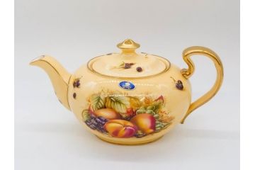 イギリス　EYNSLEY(エインズレイ)　オーチャードゴールド　優雅なティータイムにおすすめのティーポット(スティル・ライフ・フルーツ、洋食器、英国)(R-076813)