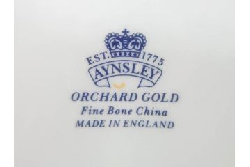 イギリス　EYNSLEY(エインズレイ)　オーチャードゴールド　優雅なティータイムにおすすめのティーポット(スティル・ライフ・フルーツ、洋食器、英国)(R-076813)