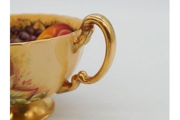 イギリス　EYNSLEY(エインズレイ)　オーチャードゴールド　食卓を彩る華やかなティーカップ&ソーサー5客セット(C&S、スティル・ライフ・フルーツ、洋食器、英国)(R-076816)