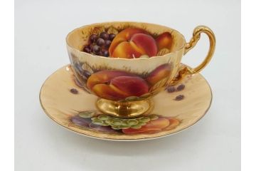 イギリス　EYNSLEY(エインズレイ)　オーチャードゴールド　食卓を彩る華やかなティーカップ&ソーサー5客セット(C&S、スティル・ライフ・フルーツ、洋食器、英国)(R-076816)